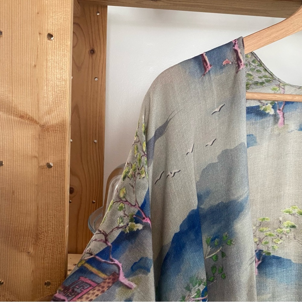 One Hundred Stars Oriental Landscape Grey Wool Throwover Poncho Shawl One Size — image 8 of 8